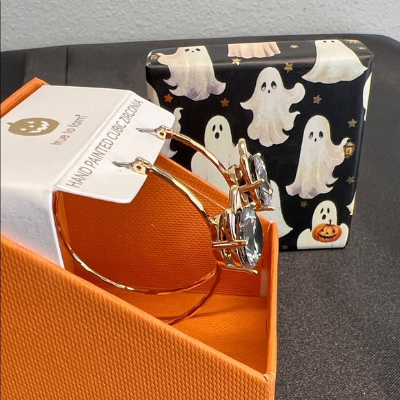 Cat Earrings w/ Cubic Zirconia 🐈⬛ - Picture 2 of 6